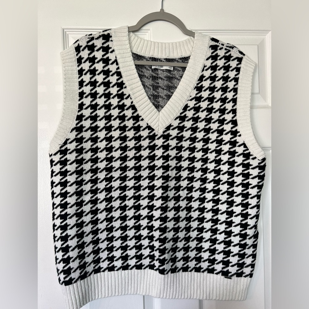 Women’s Hollister Sweater Vest